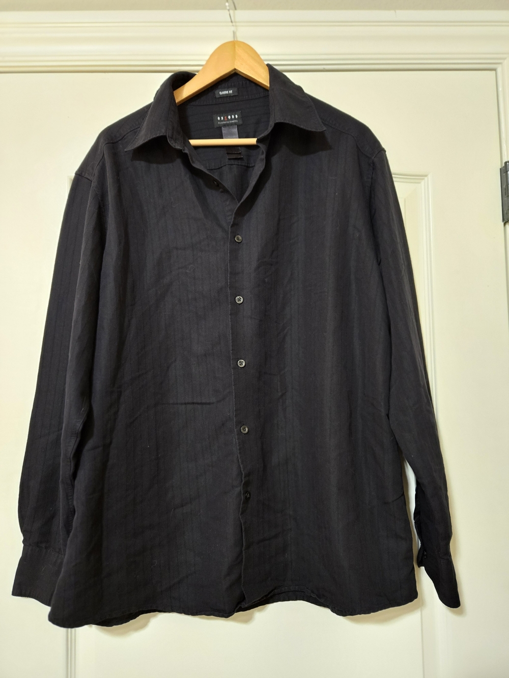 Axcess Men's Black Long-Sleeve Button-Down Shirt